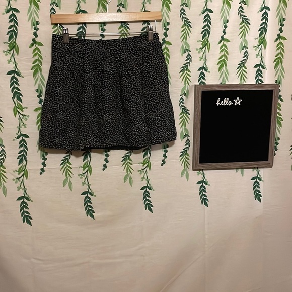 Forever 21 Dresses & Skirts - I love H81 (Vintage Forever 21) Floral Skirt D1